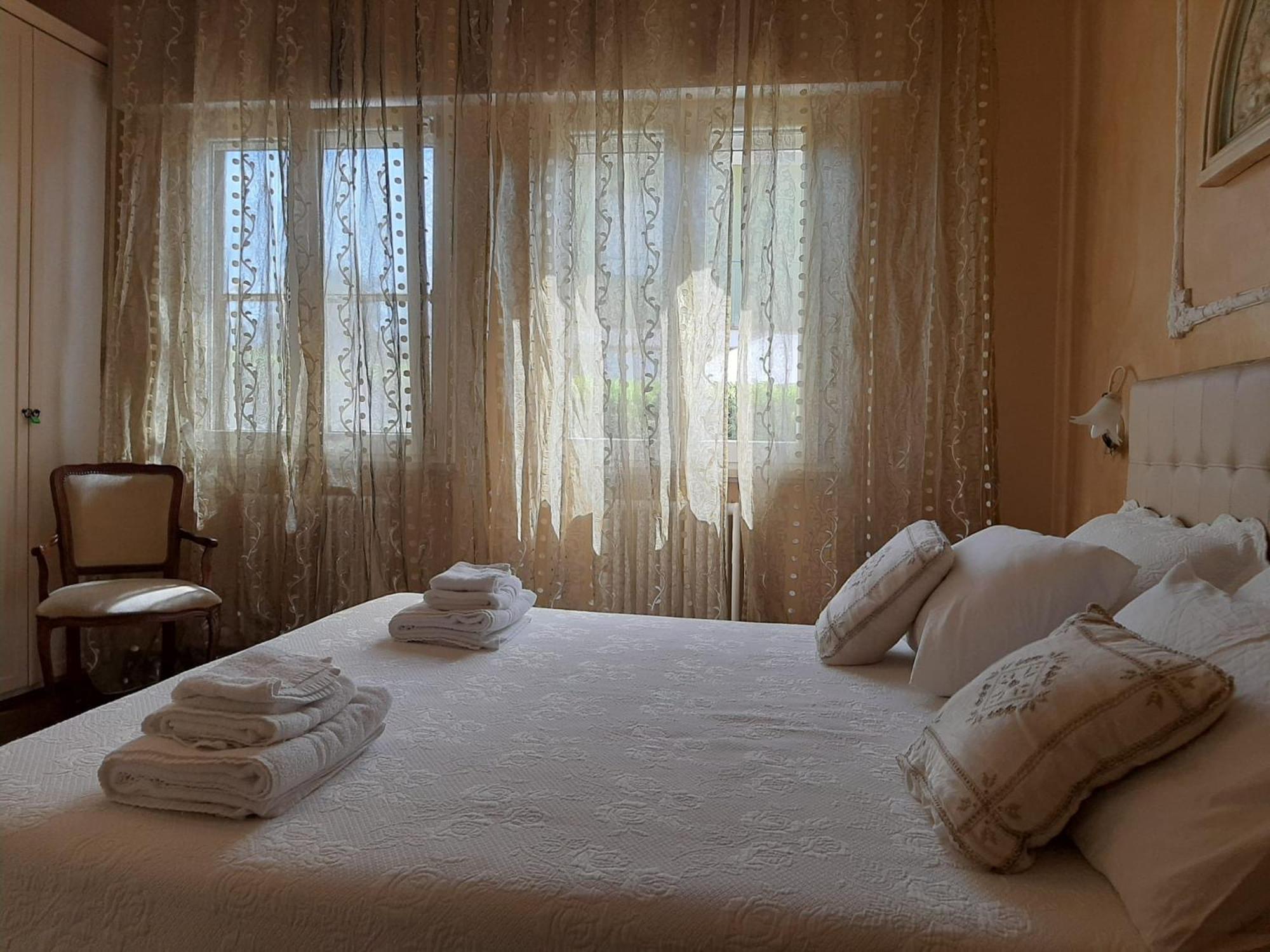 Villa Kevin House Marlia Zimmer foto
